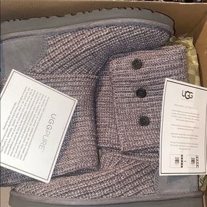 Grey knit uggs